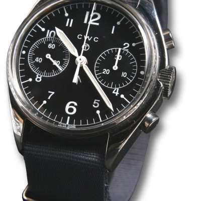 CWC 1970s Mechanical Chronograph remake military watch (2)